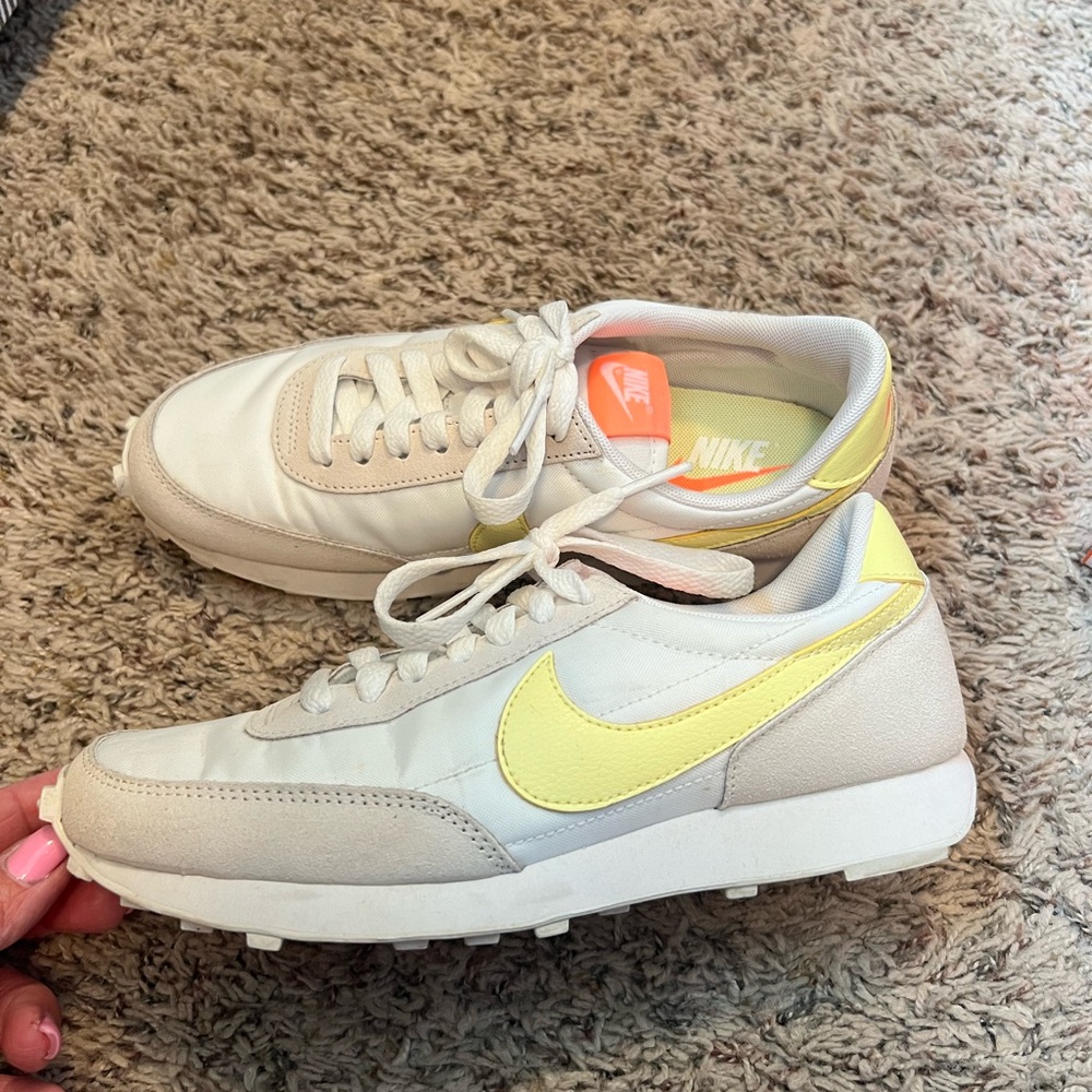 Nike Waffle Sneaker